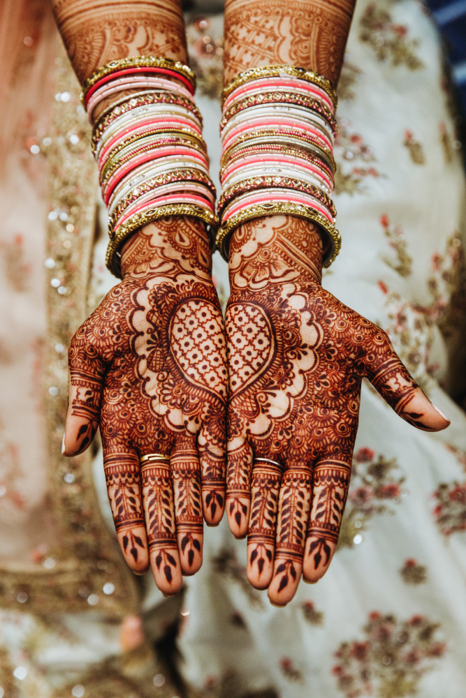 Mehndi Artist